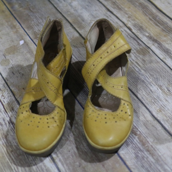 Fly London Shoes - Fly London Leather Wedge Sandals Hook/Loop Closure